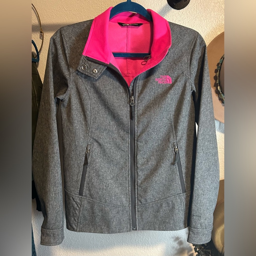 North Face Dark Heather Gray & Hot Pink Jacket Size Small